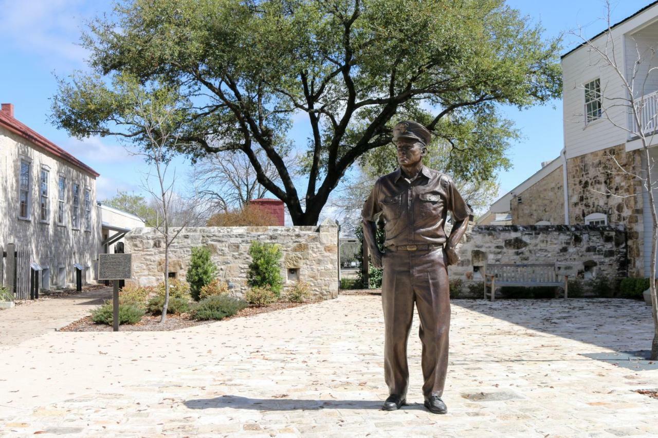 Eden'S Gate Villa Fredericksburg Bagian luar foto